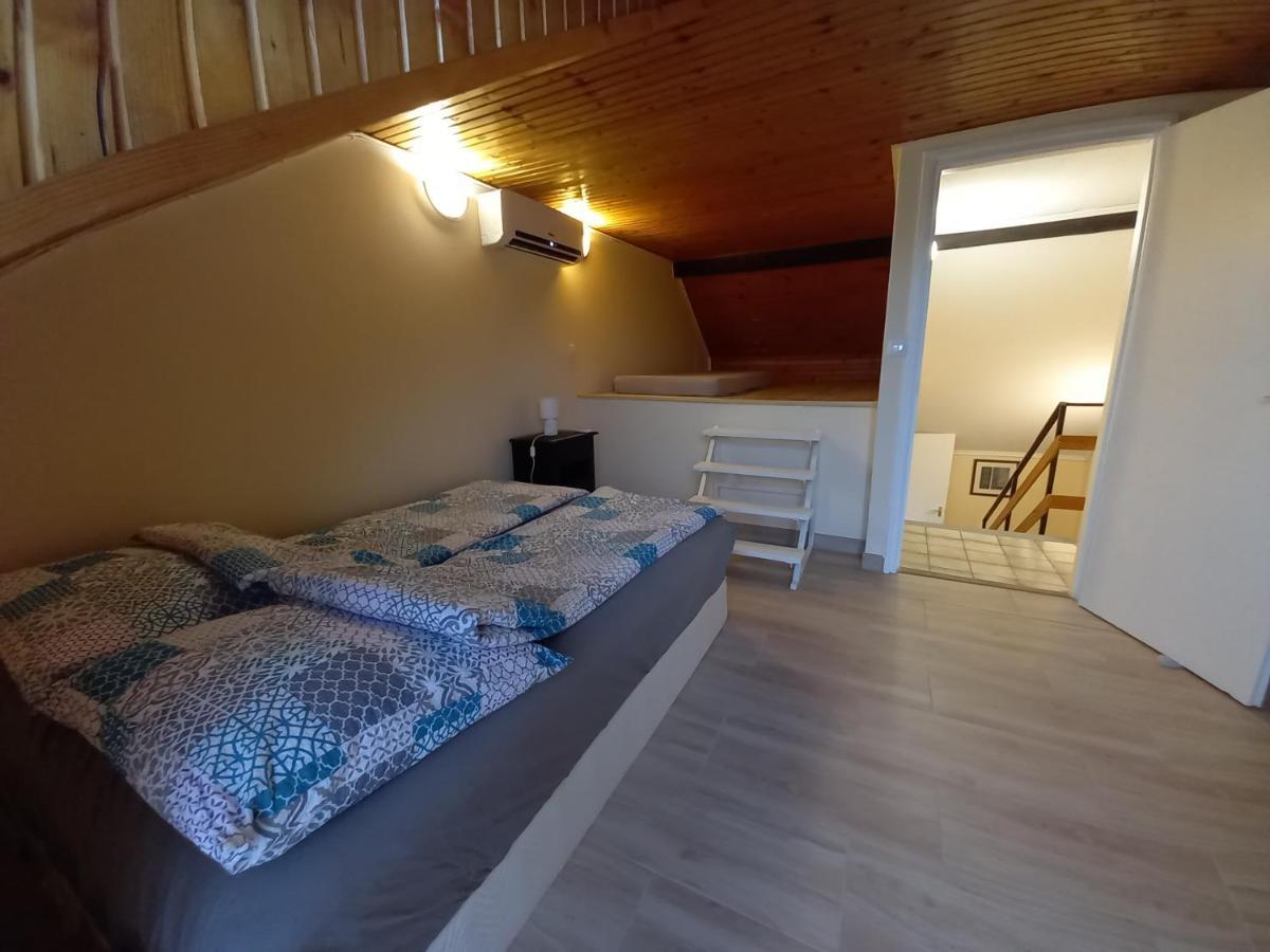 Malibu Apartment Balaton North Balatonalmádi Dış mekan fotoğraf