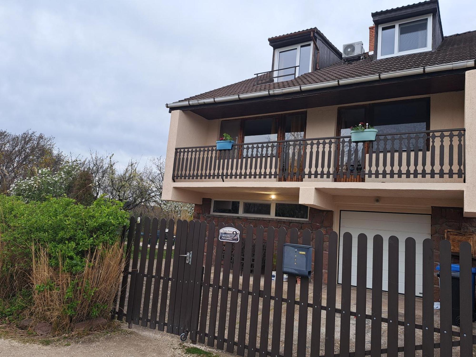 Malibu Apartment Balaton North Balatonalmádi Dış mekan fotoğraf